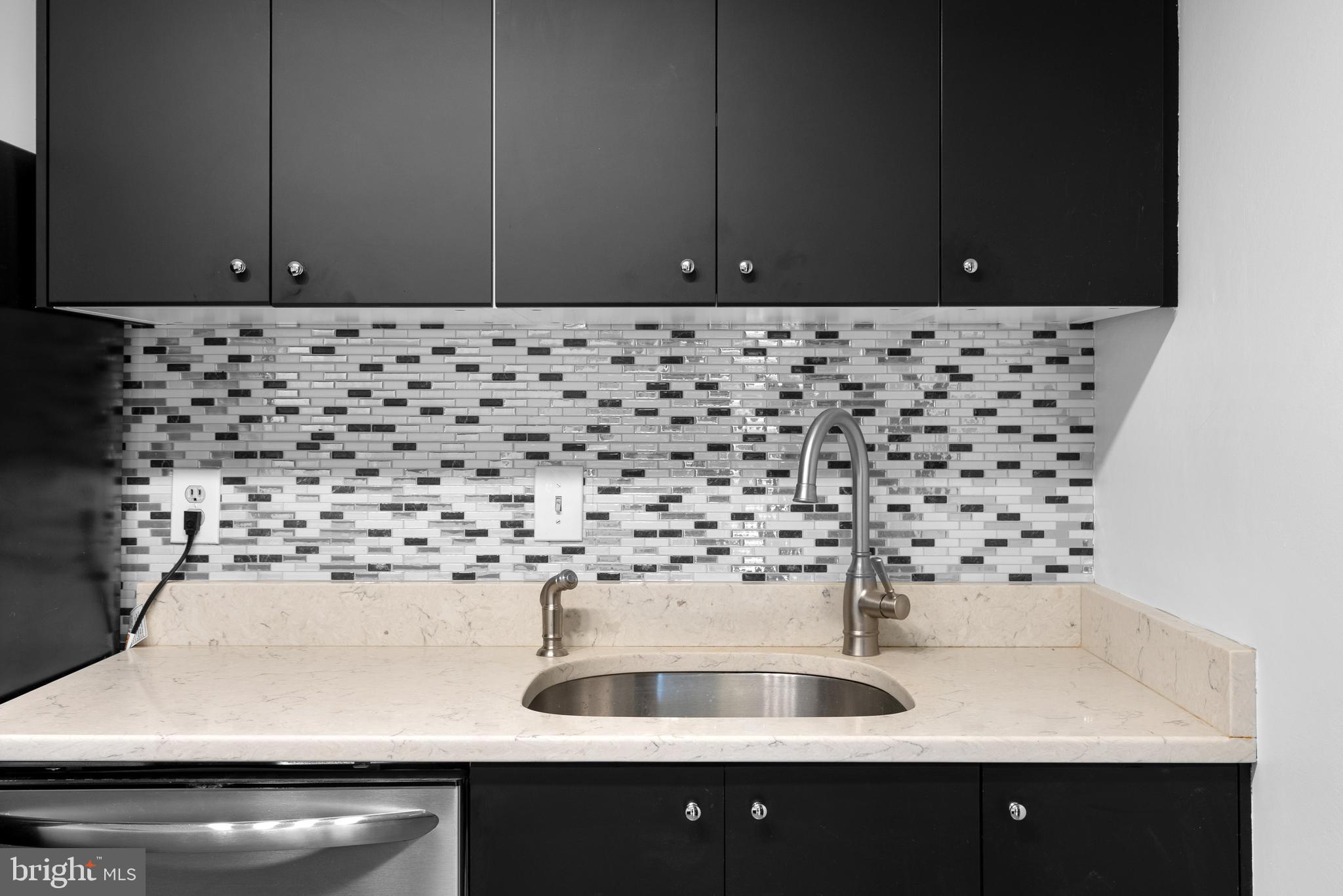 8702 Manchester Road, Unit 8 Silver Spring, MD 20901 - Photo 11 of 23 Kitchen