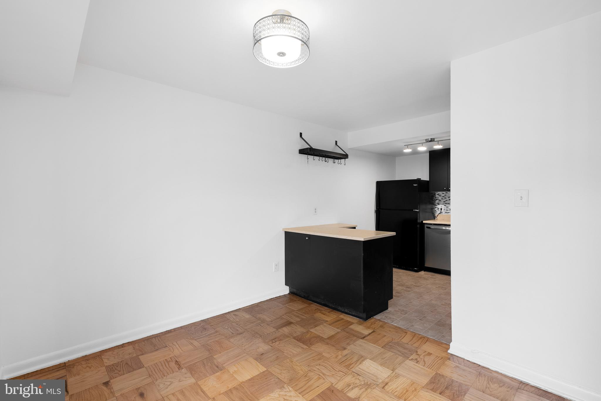8702 Manchester Road, Unit 8 Silver Spring, MD 20901 - Photo 5 of 23 Dining Room