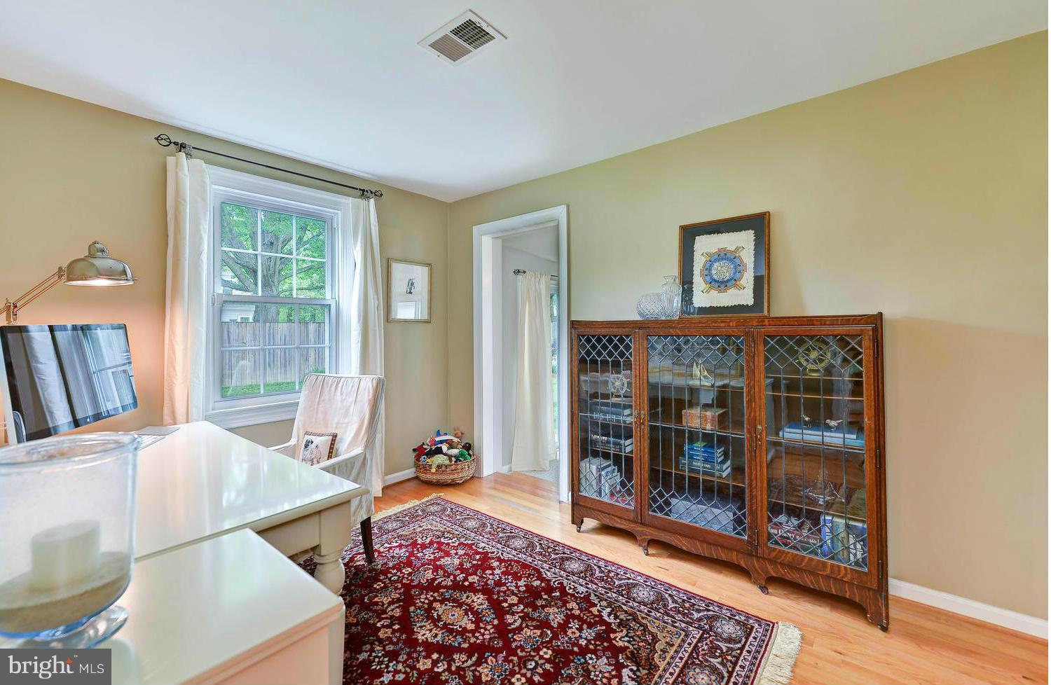 8907 Fort Hunt Road Alexandria, VA 22308 - Photo 8 of 29 Interior (General)