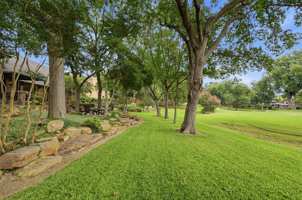 3805 Hollow Creek Road Benbrook, TX 76116 - Photo 35 of 40