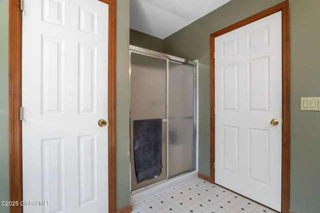 $599,000 | 230 Zicha Road, Esperance, NY 12092