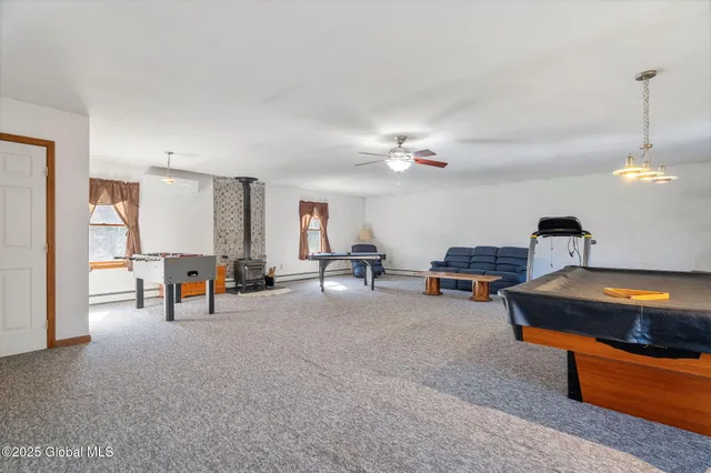 $599,000 | 230 Zicha Road, Esperance, NY 12092