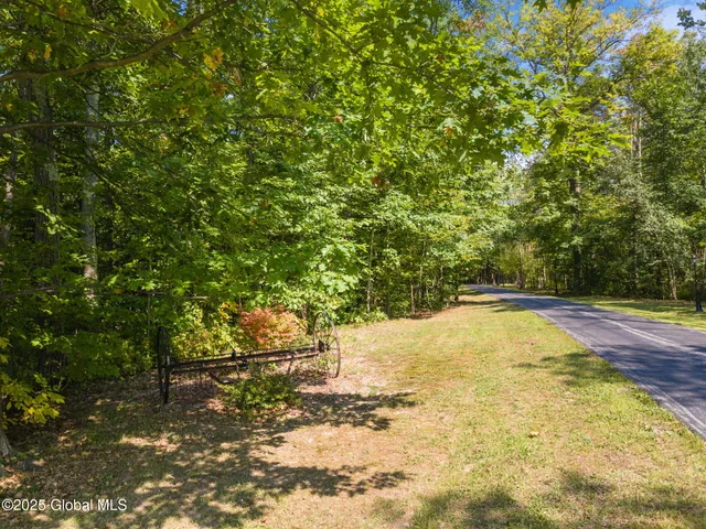 $599,000 | 230 Zicha Road, Esperance, NY 12092