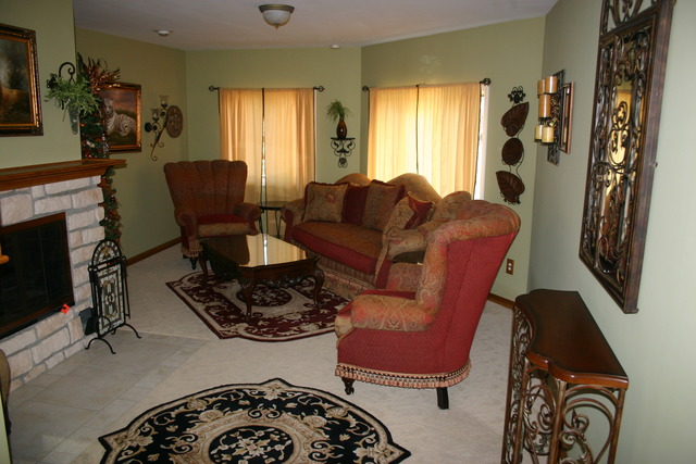 235 South Williams Road Palatine, IL 60067 - Photo 8 of 24 Gallery Image 8