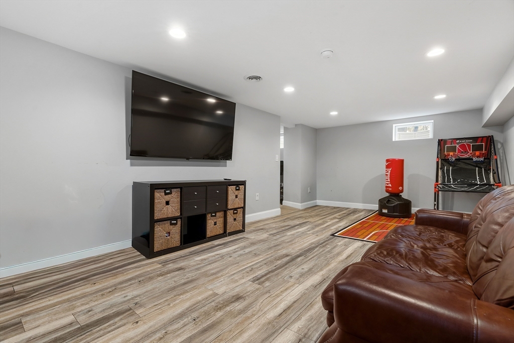 25 Hazelmere Road Boston, MA 02131 - Photo 19 of 33