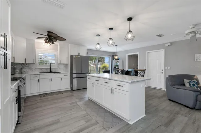 $400,000 | 16 Oakland Hills Place, Rotonda West, FL 33947