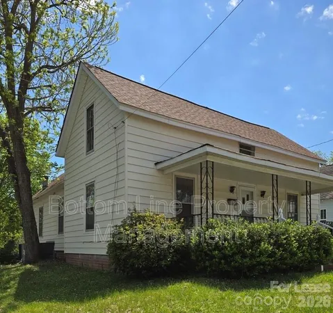 $2,100 | 184 Cabarrus Avenue East, Concord, NC 28025