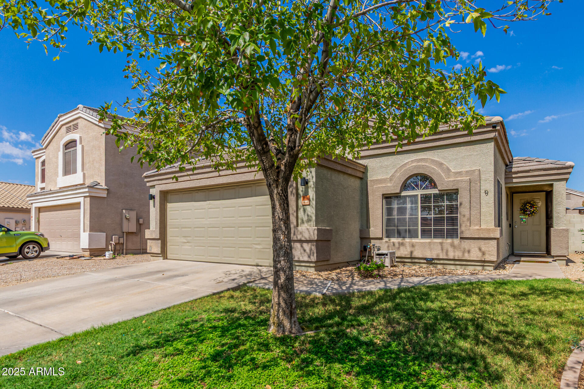 12814 West Hearn Road El Mirage, AZ 85335 - Photo 5 of 28 05 - Hearn