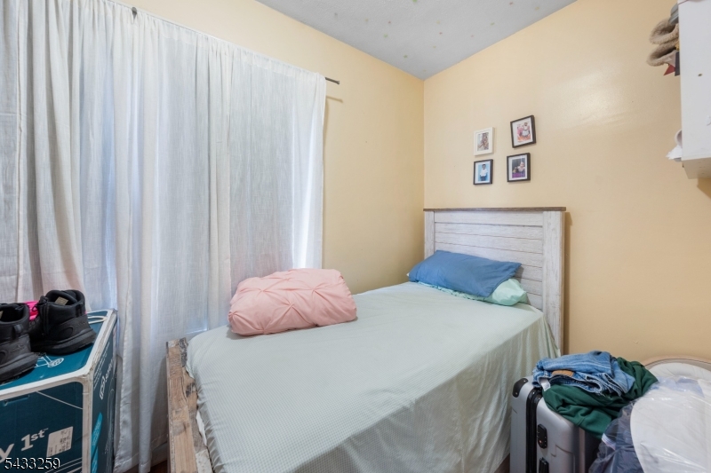 1058 Fanny Street Elizabeth, NJ 07201 - Photo 16 of 24