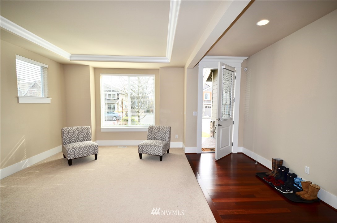 5210 Northeast 10th Street Renton, WA 98059 - Photo 9 of 25