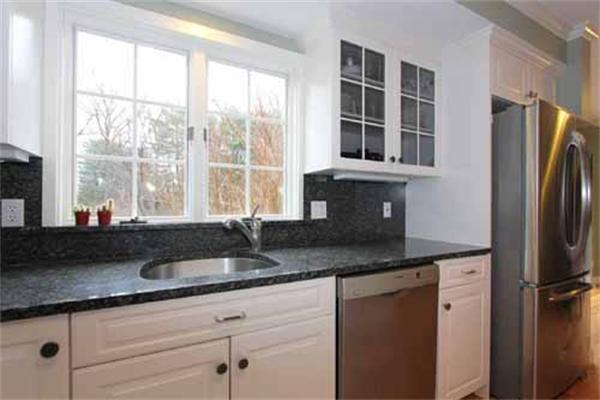 19 Raymond Road Sudbury, MA 01776 - Photo 7 of 25