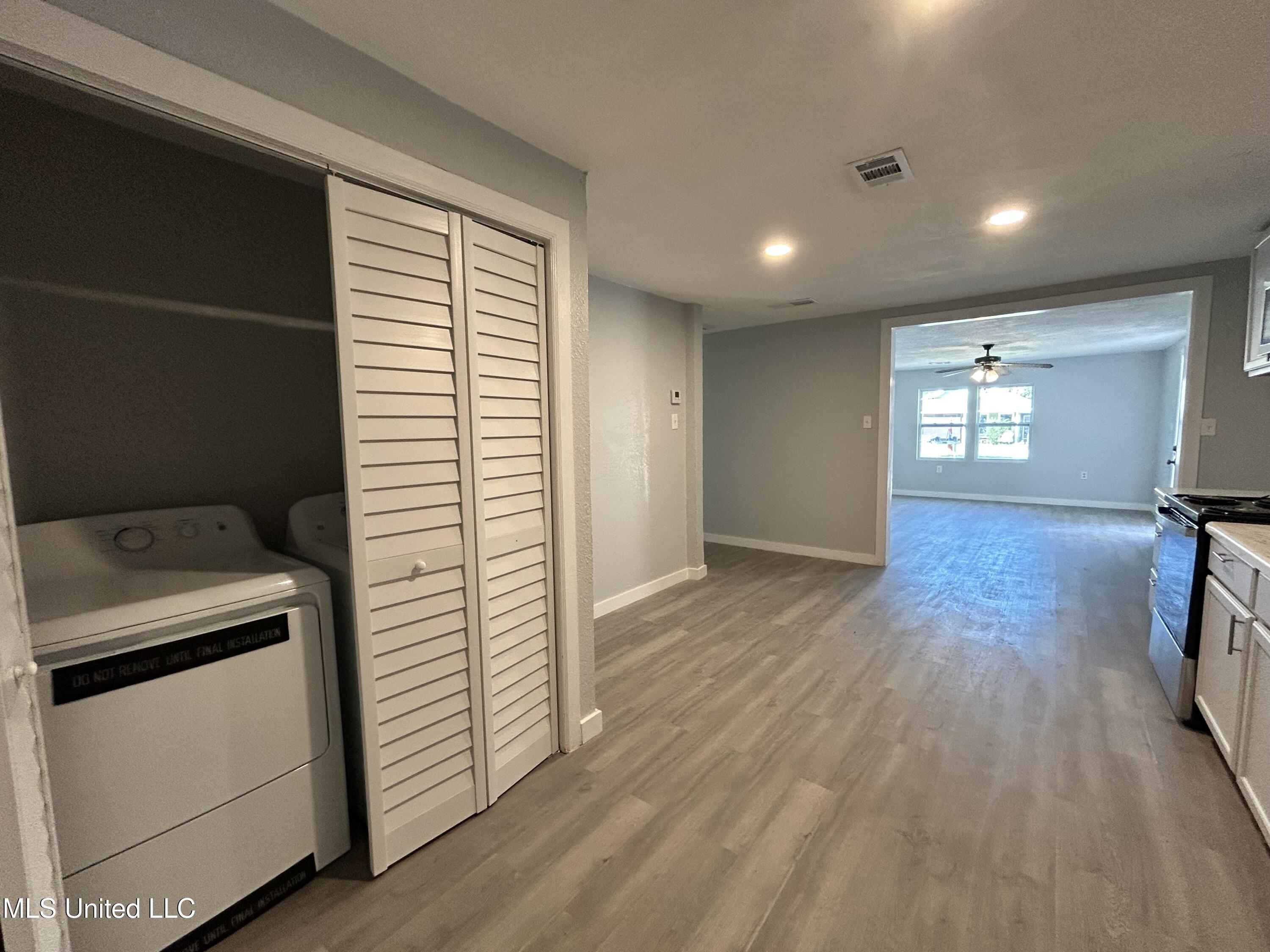 2004 47th Avenue Gulfport, MS 39501 - Photo 11 of 12 Unit A