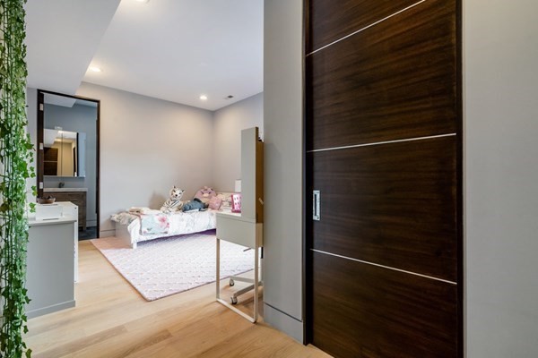 61 Walnut Street Saugus, MA 01906 - Photo 29 of 42