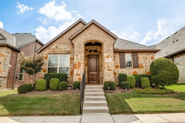 $435,000 | 8621 Grassland Drive, McKinney, TX 75070