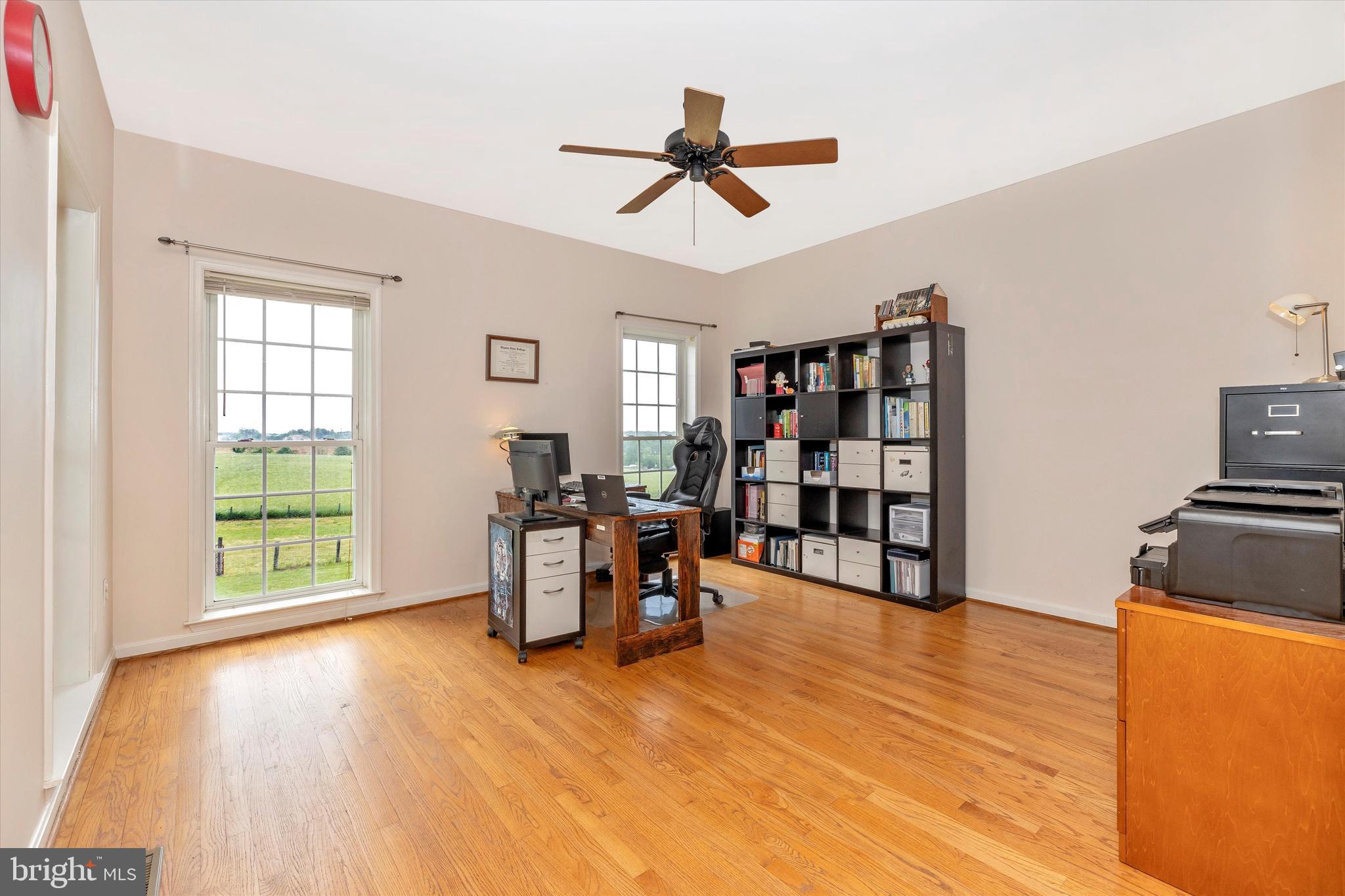 13384 Moser Road Thurmont, MD 21788 - Photo 11 of 93 Living Room/Office