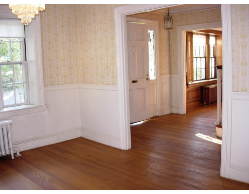 2 Selwyn Road Belmont, MA 02478 - Photo 6 of 21 Gallery Image 6