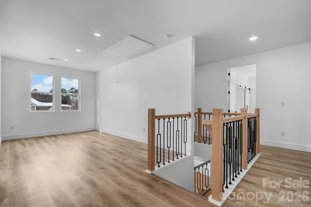 $675,000 | 1207 39th Avenue Northeast, Hickory, NC 28601