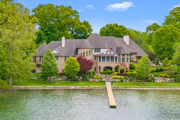 $2,249,000 | 19890 Highway 60, Three Rivers, MI 49093