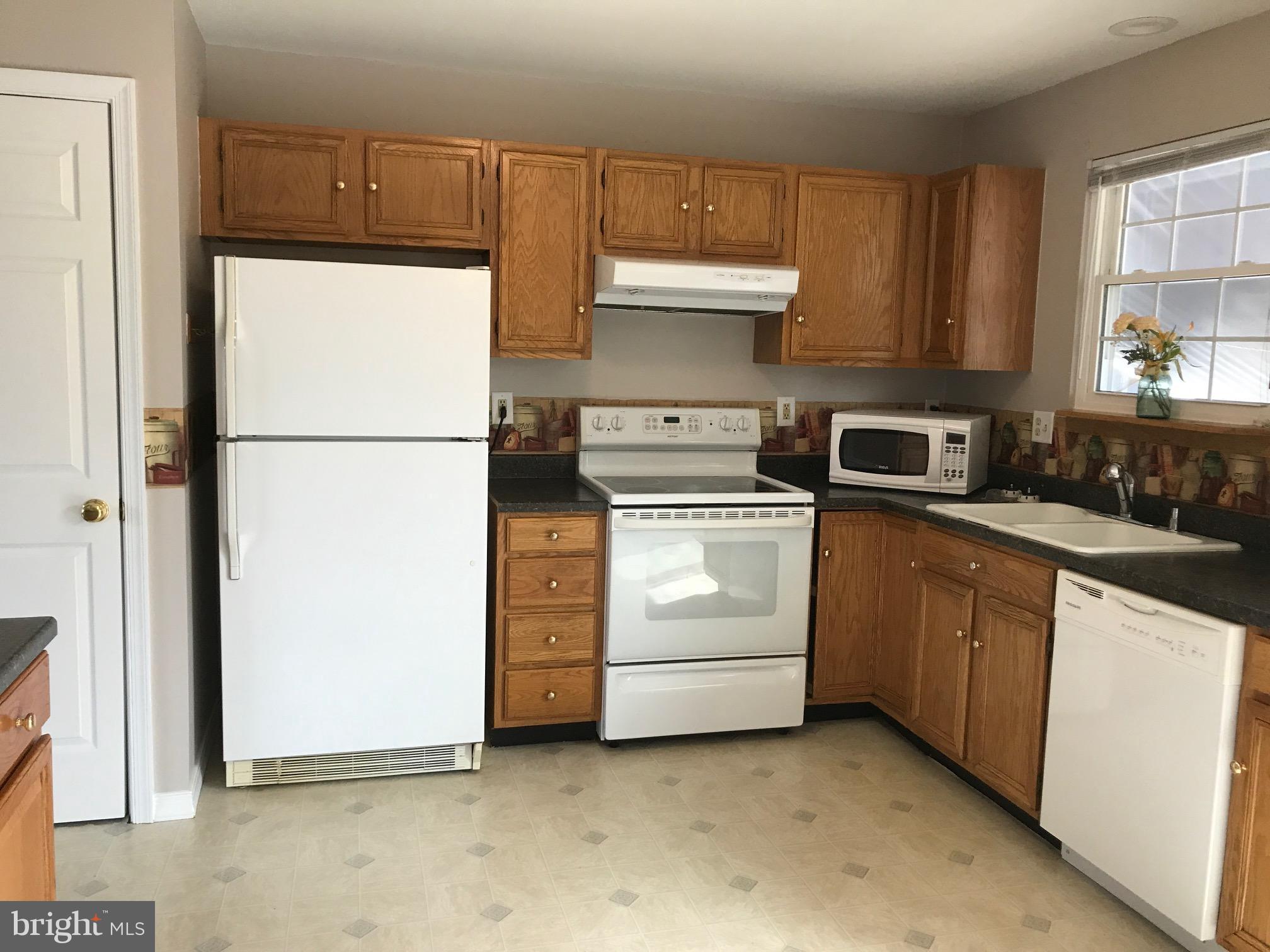3255 Harney Road Taneytown, MD 21787 - Photo 10 of 24 Kitchen