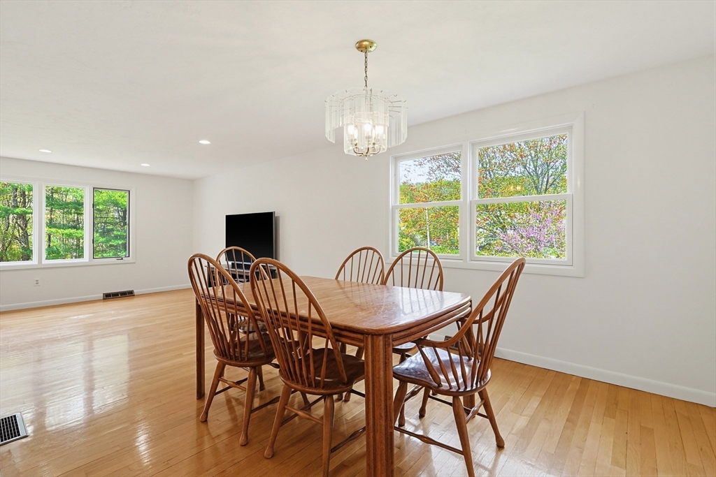 1 Tamworth Road Sharon, MA 02067 - Photo 12 of 31