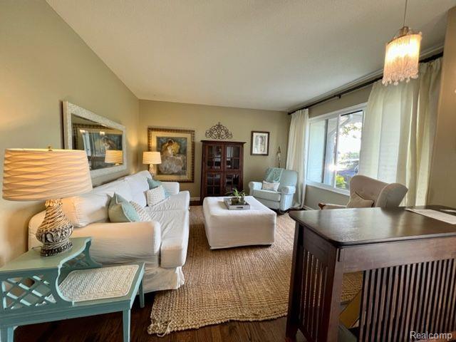 7344 Reid Road Swartz Creek, MI 48473 - Photo 6 of 35 Living Room