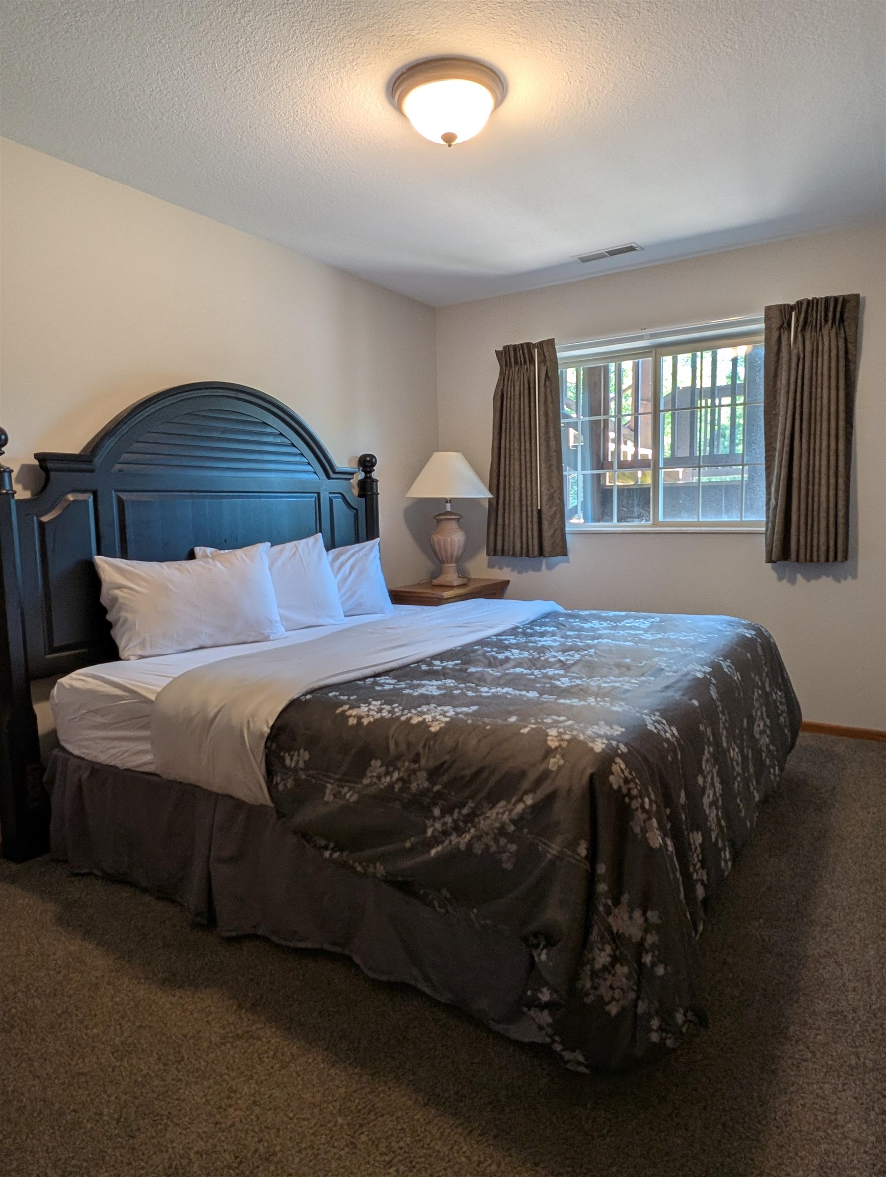2002 Wild Eagle Lane, Unit 124 Eagle River, WI 54521 - Photo 8 of 32