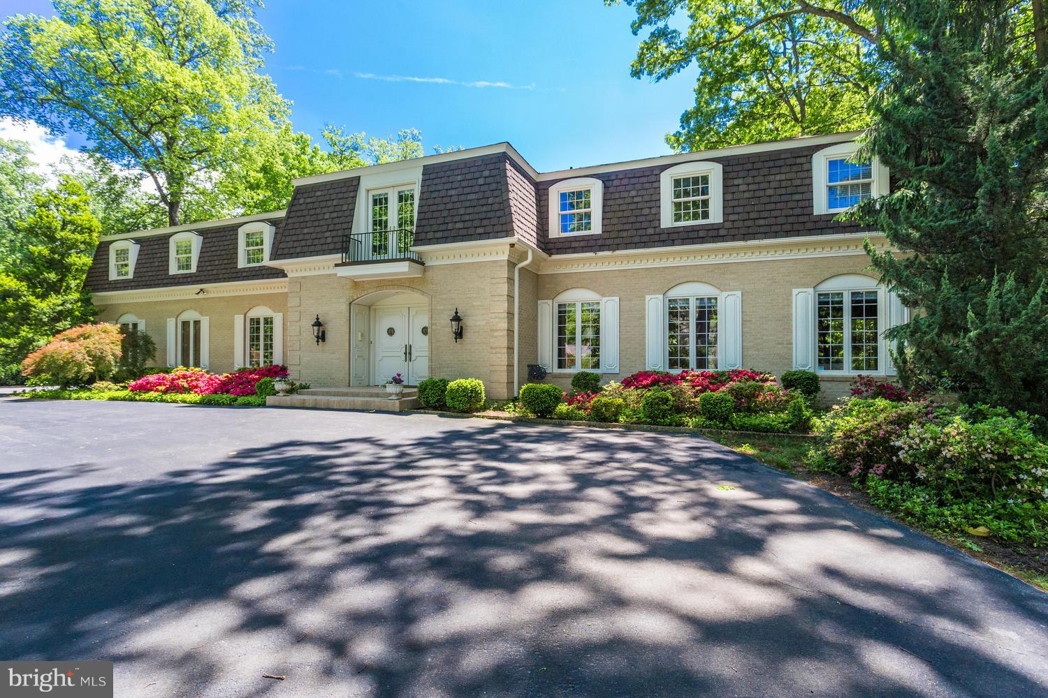 8609 Brook Road McLean, VA 22102 - Photo 1 of 30 Exterior Front and Circular Driveway