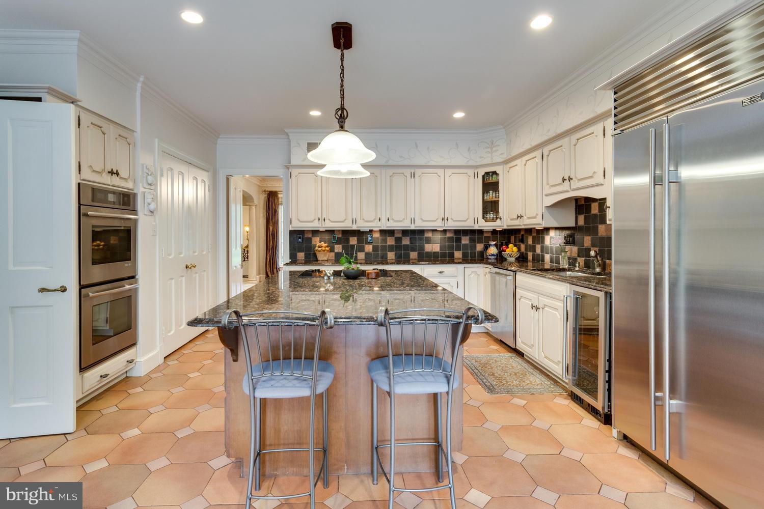 8609 Brook Road McLean, VA 22102 - Photo 15 of 30 Gourmet Kitchen
