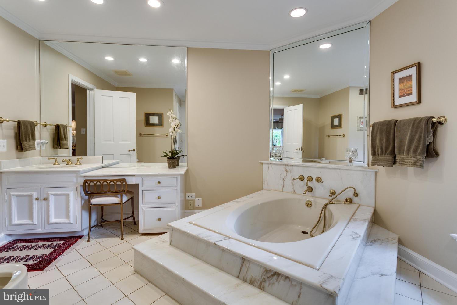8609 Brook Road McLean, VA 22102 - Photo 25 of 30 Master Bathroom Suite