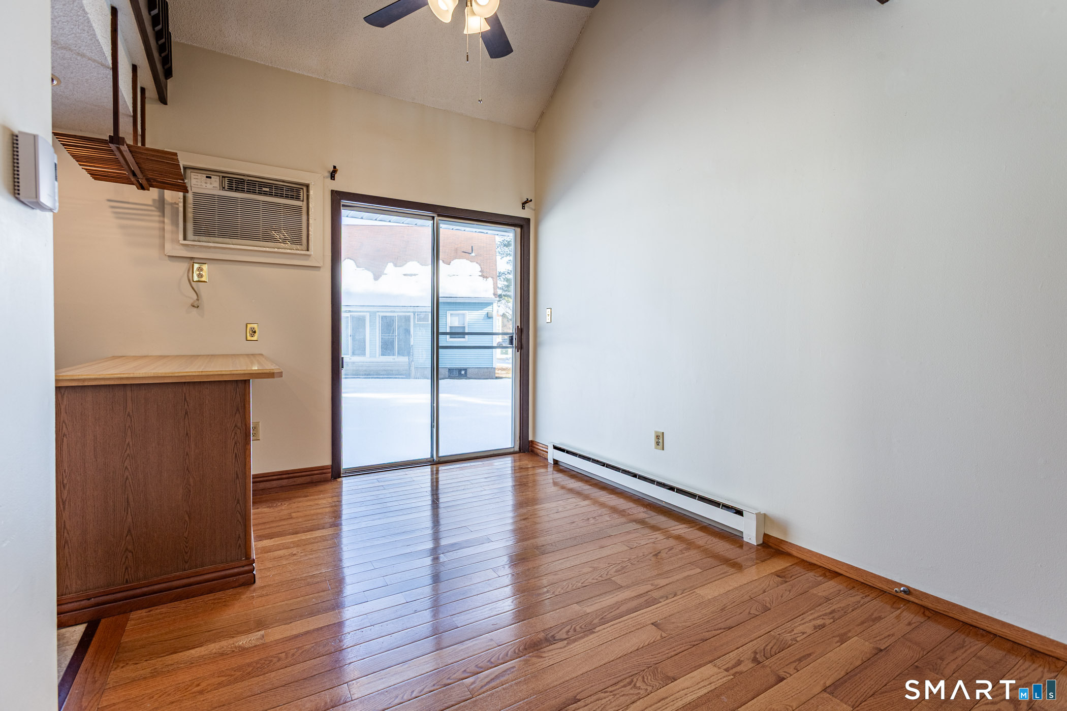 1 Abbott Road, Unit 40 Ellington, CT 06029 - Photo 13 of 23