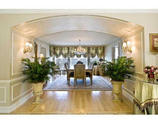 3 Anchorage Lane Marblehead, MA 01945 - Photo 9 of 16 a living room with furniture and a large window