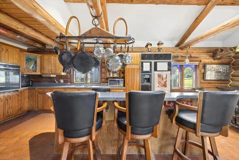 $649,000 | 11330 Dineff Road, Lemont, IL 60439