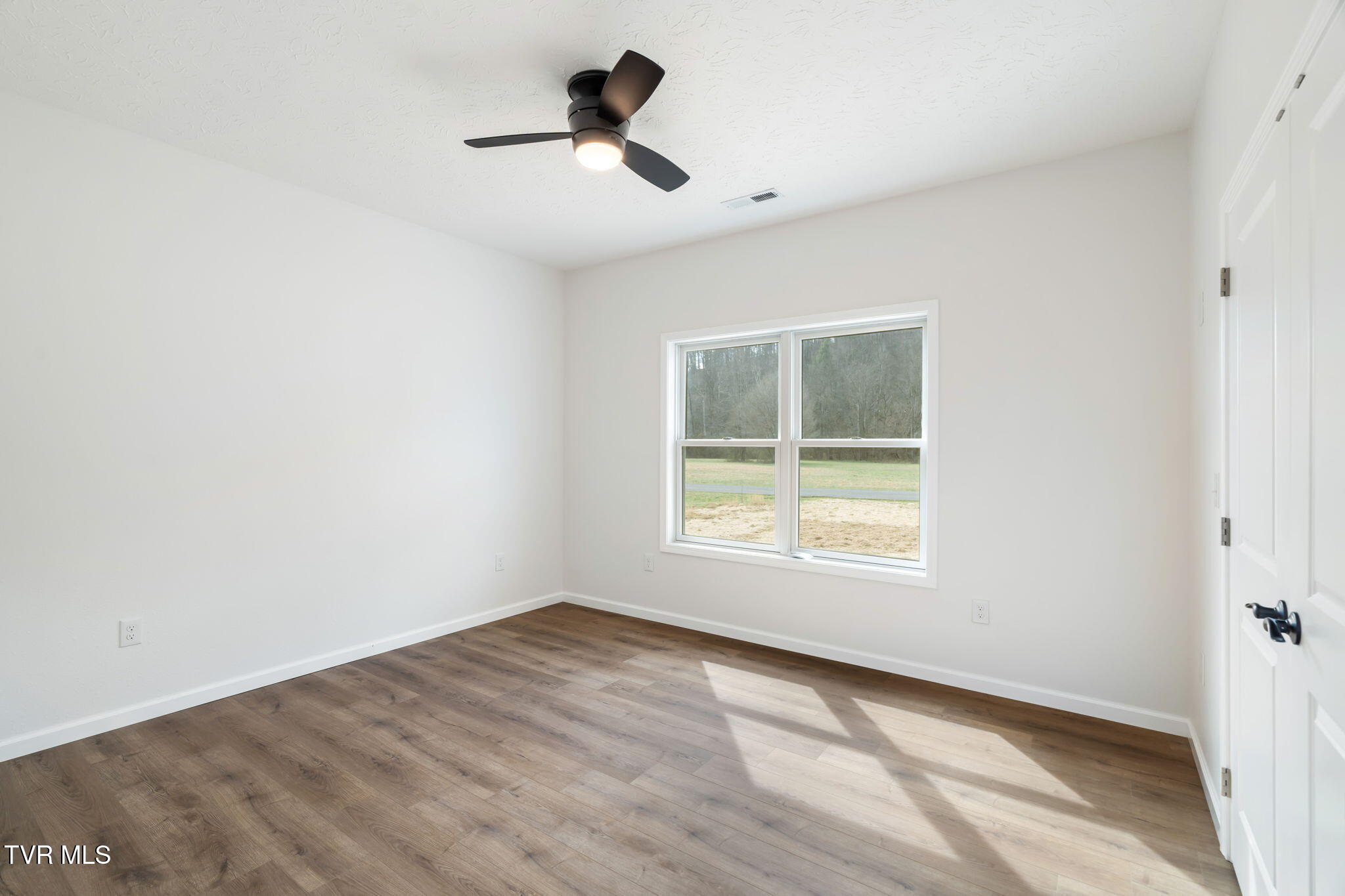 680 Kaylee Lane Del Rio, TN 37727 - Photo 26 of 41 31-web-or-mls-680 Kaylee Loop Road-40