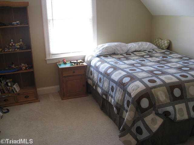 2210 Brigham Road Greensboro, NC 27409 - Photo 10 of 15 4th Bedroom.