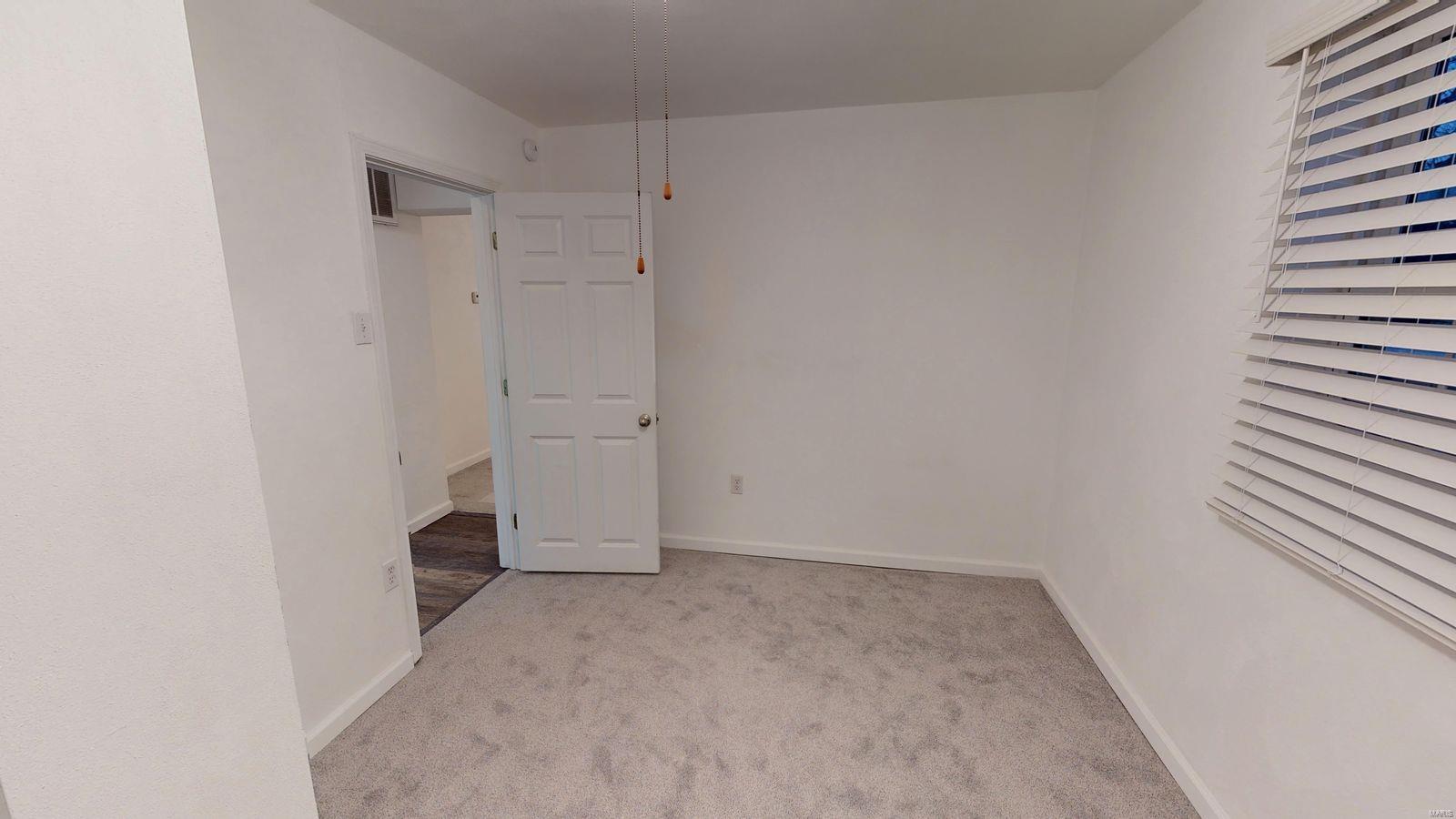 413 West Spring Street Staunton, IL 62088 - Photo 15 of 18