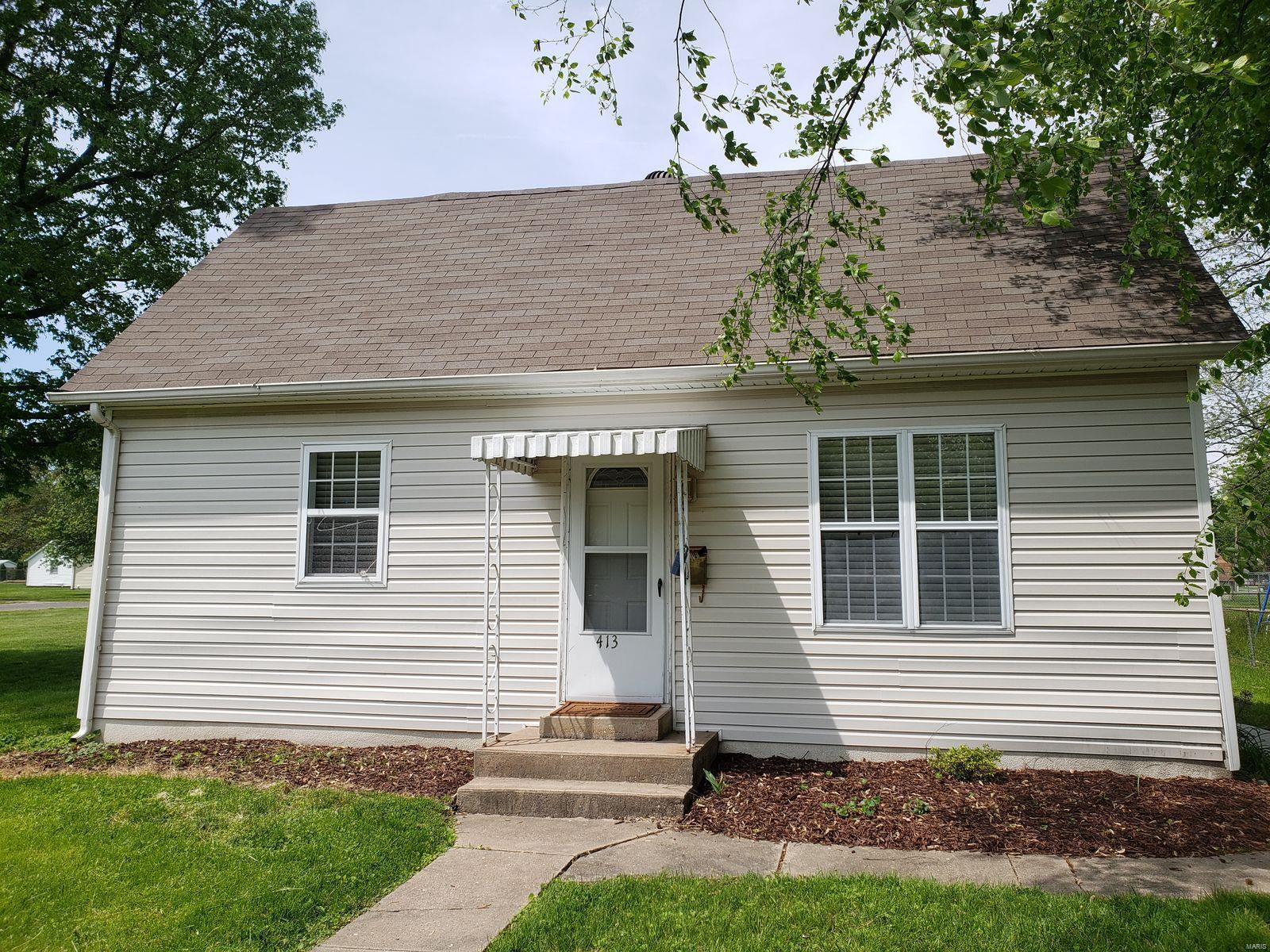 413 West Spring Street Staunton, IL 62088 - Photo 17 of 18