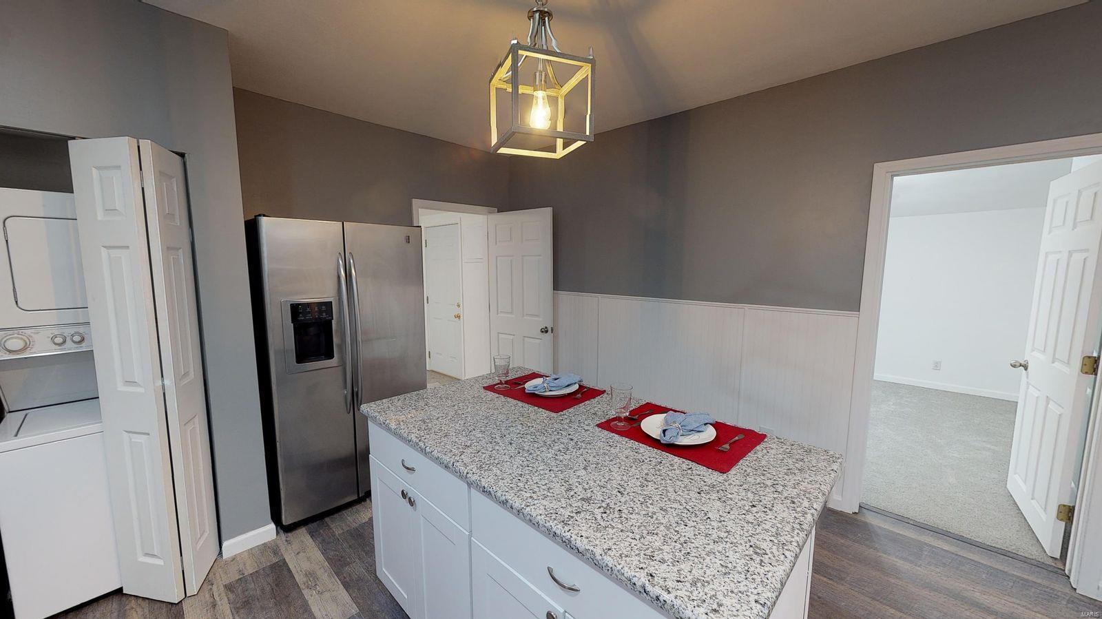 413 West Spring Street Staunton, IL 62088 - Photo 9 of 18