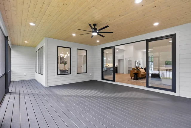 $650,000 | 730 New South Court, Wellford, SC 29385