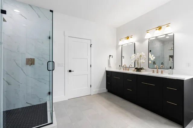 $650,000 | 730 New South Court, Wellford, SC 29385