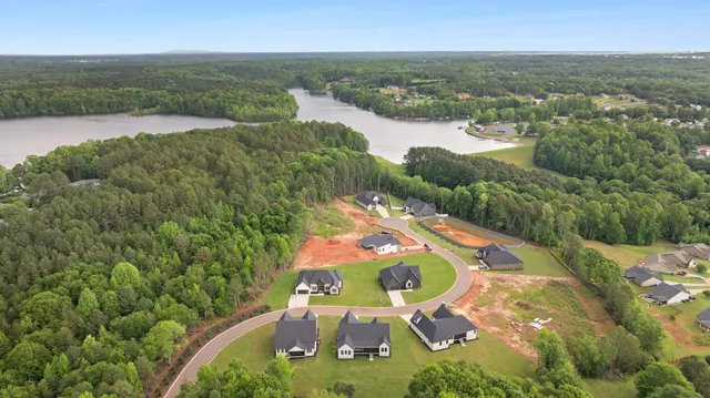 $650,000 | 730 New South Court, Wellford, SC 29385