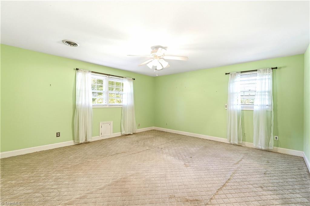 612 Hertford Road Winston-Salem, NC 27104 - Photo 25 of 49
