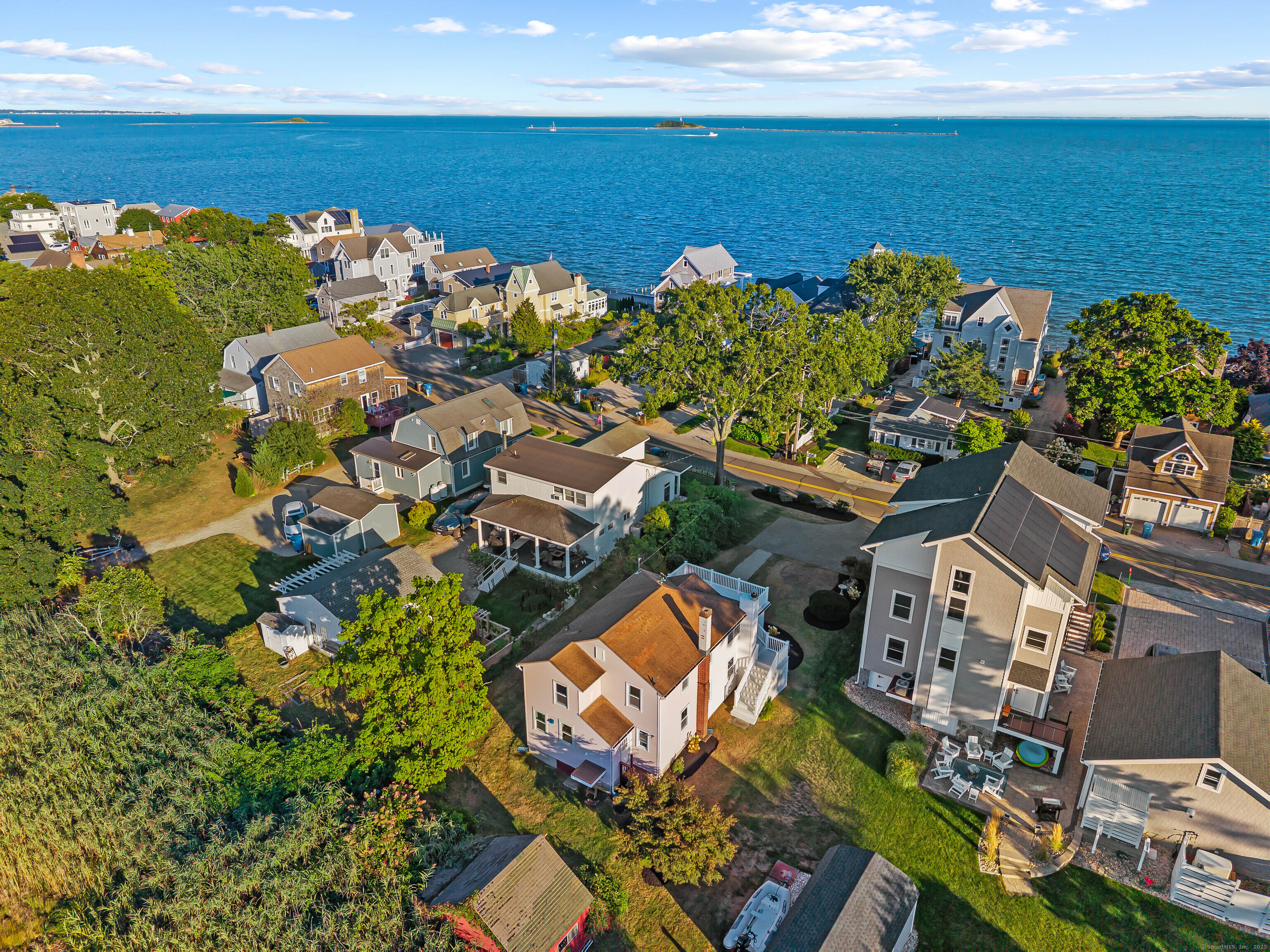 144 Shore Road Clinton, CT 06413 - Photo 13 of 40