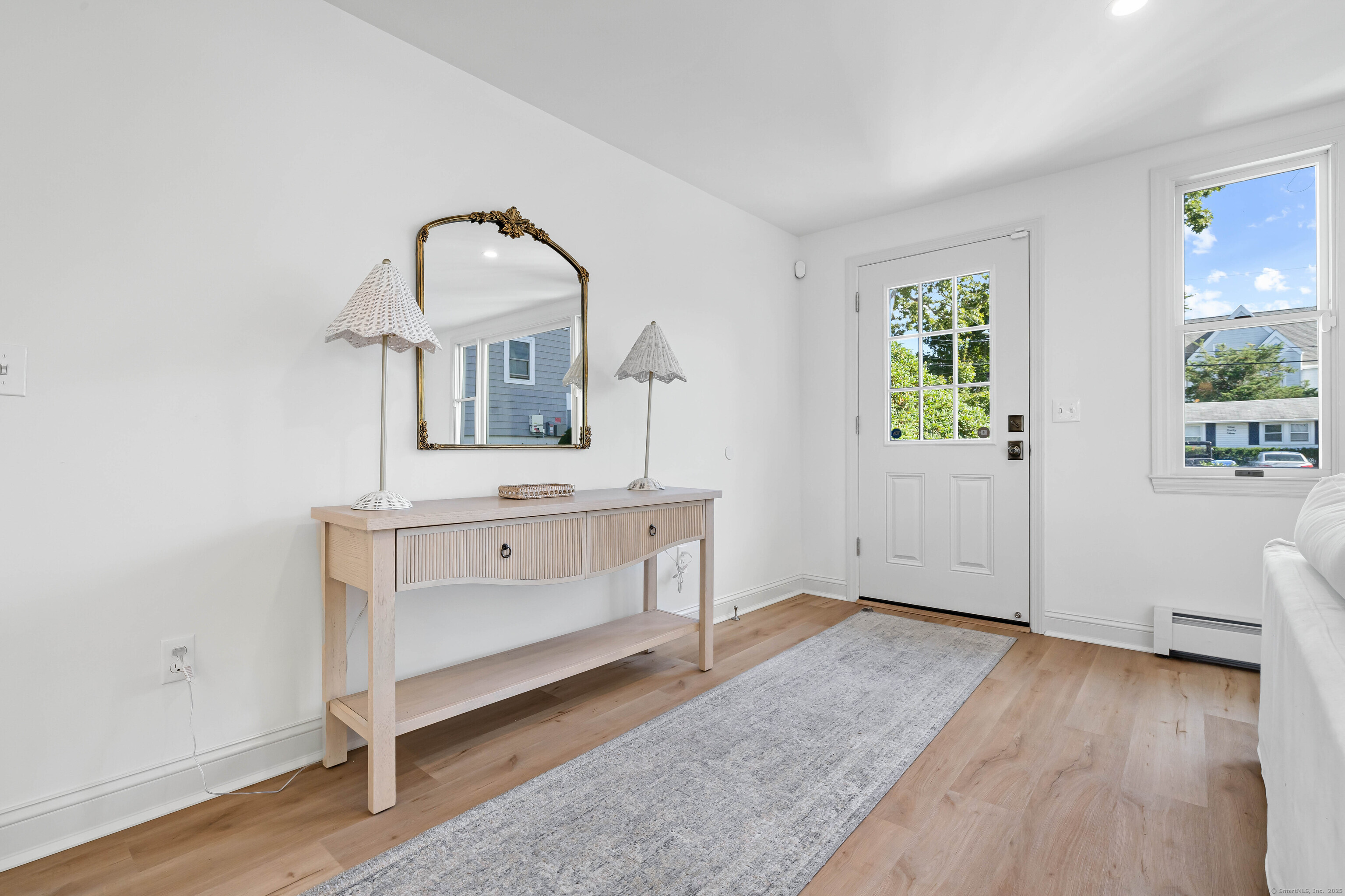 144 Shore Road Clinton, CT 06413 - Photo 14 of 40