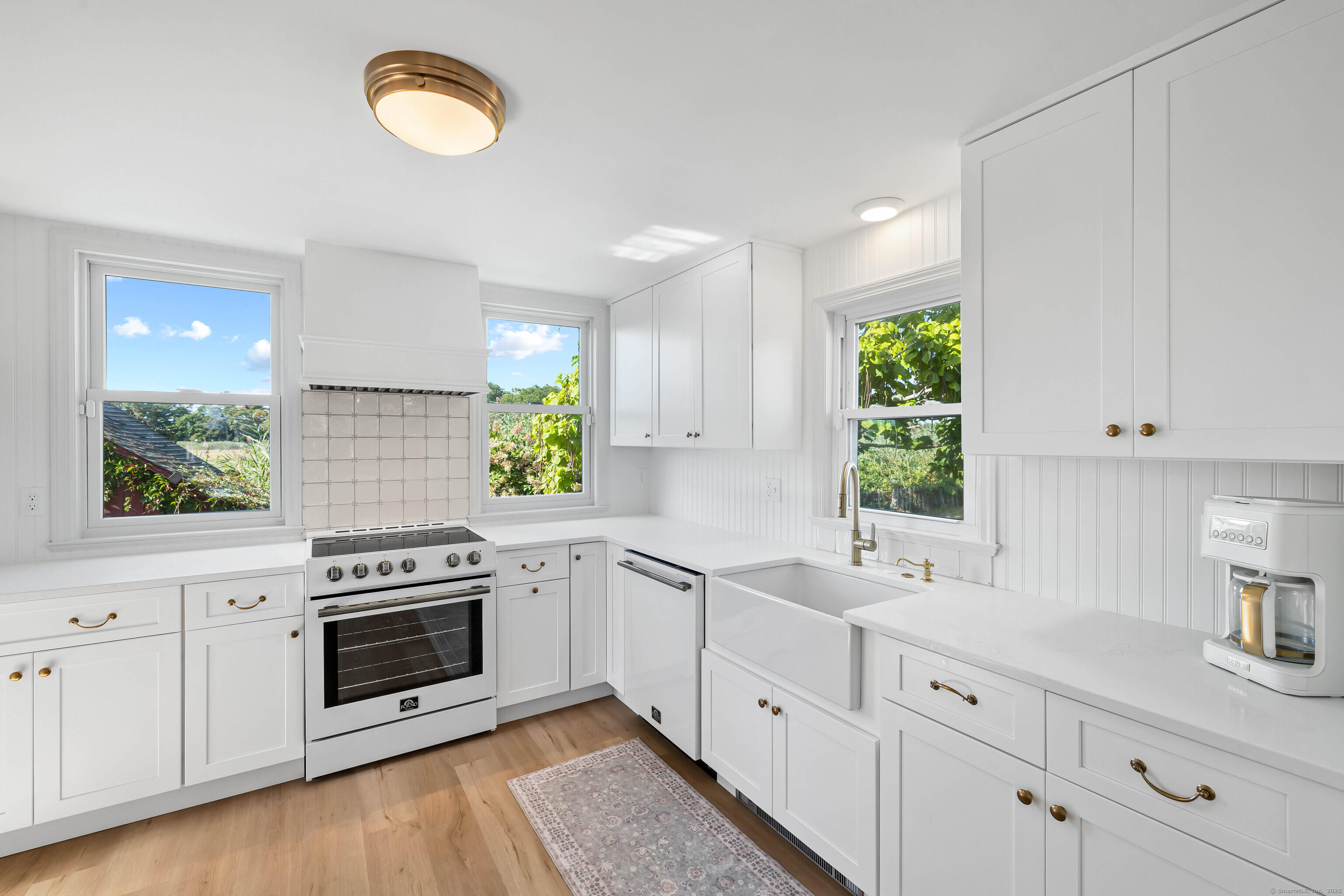 144 Shore Road Clinton, CT 06413 - Photo 24 of 40