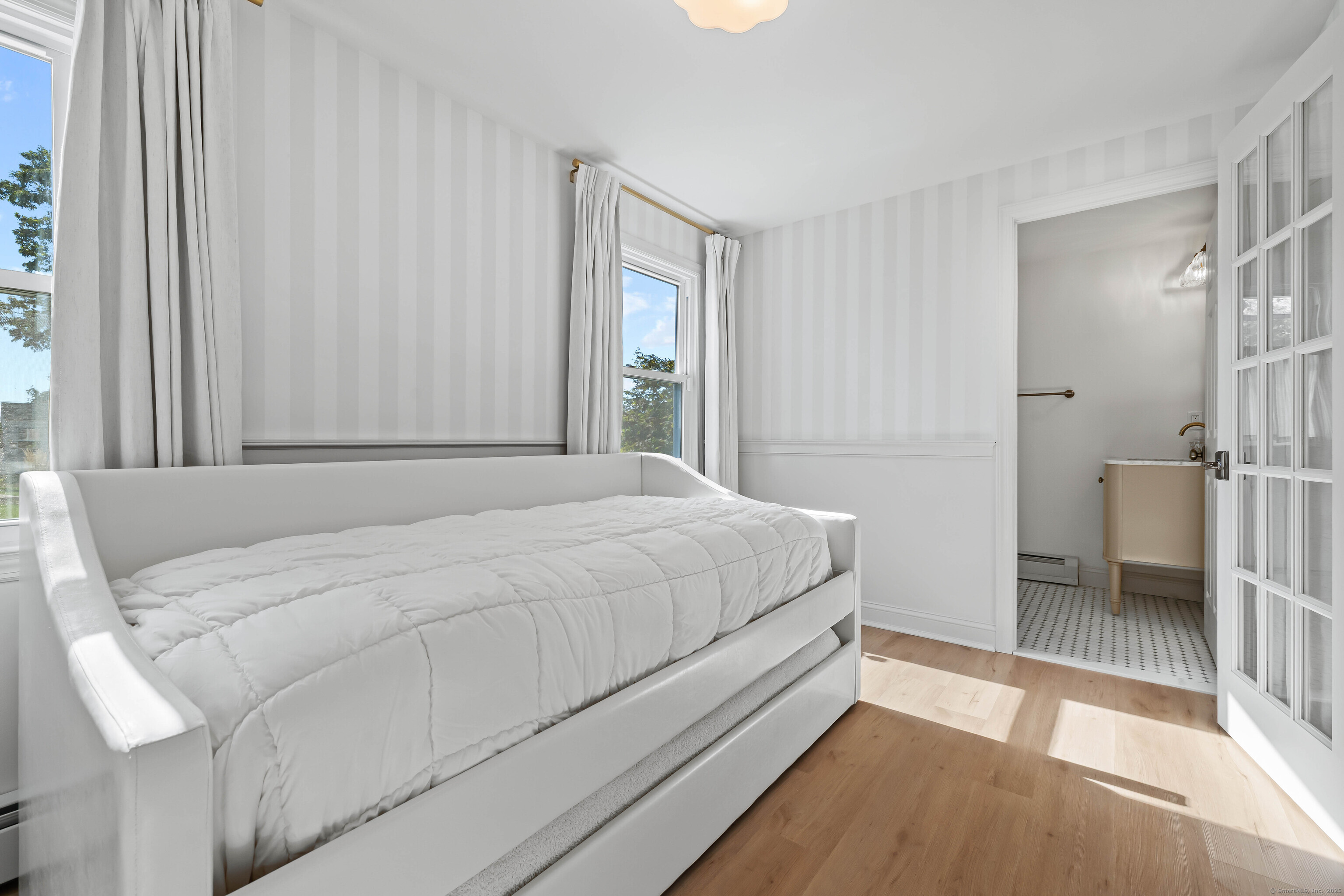 144 Shore Road Clinton, CT 06413 - Photo 27 of 40