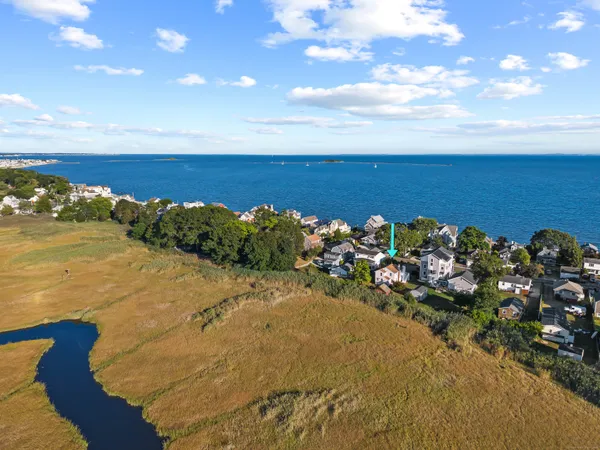 $1,100,000 | 144 Shore Road, Clinton, CT 06413