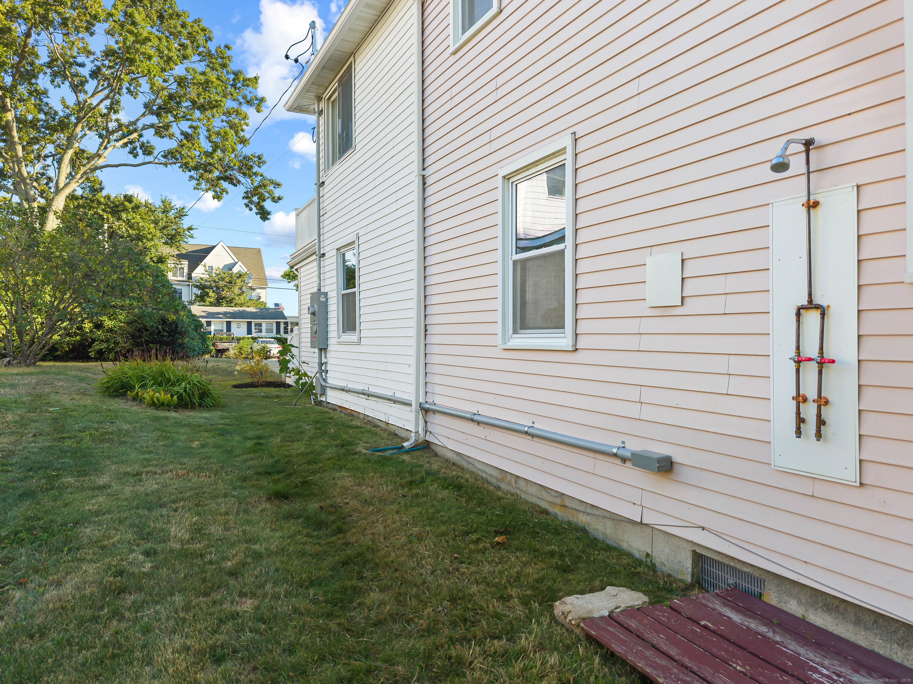 144 Shore Road Clinton, CT 06413 - Photo 38 of 40