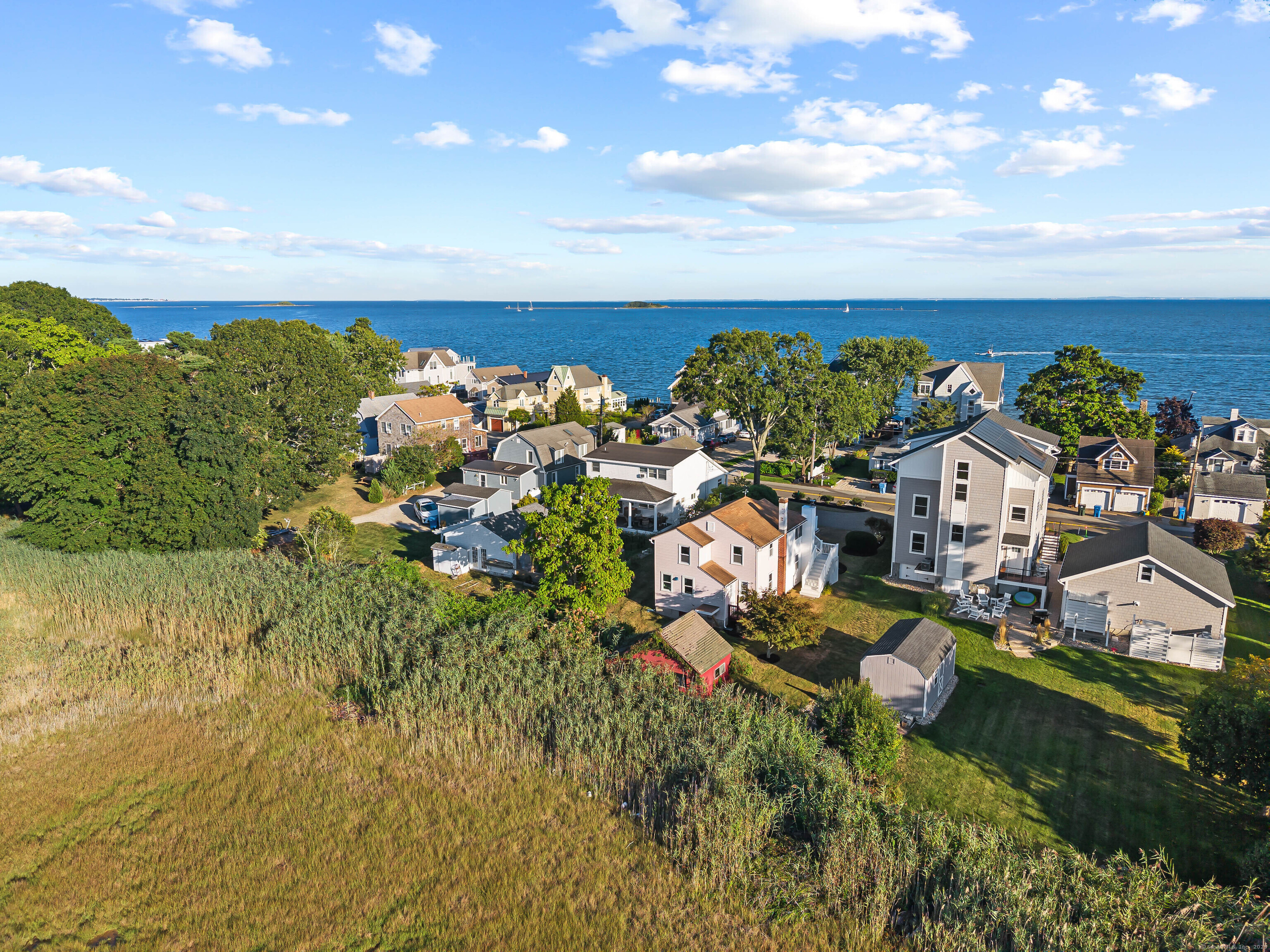 144 Shore Road Clinton, CT 06413 - Photo 6 of 40