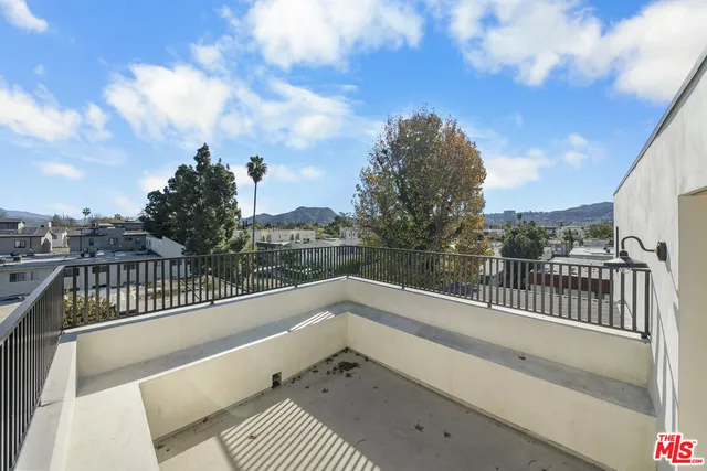 $5,500 | 10845 1/2 Morrison Street, North Hollywood, CA 91601