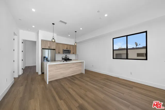 $5,500 | 10845 1/2 Morrison Street, North Hollywood, CA 91601